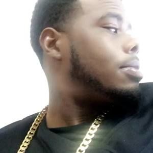 Meet your Posher, Dennis